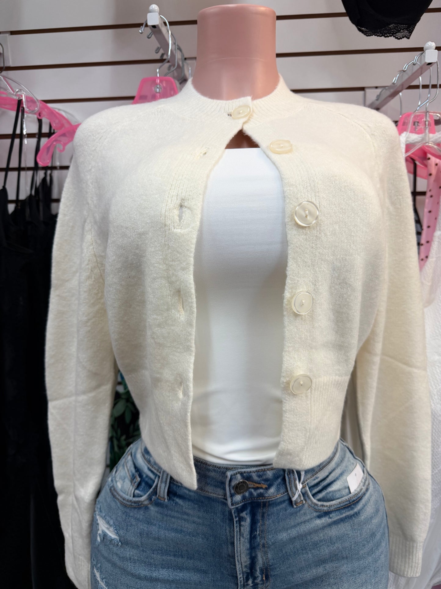 Round neck cardigan